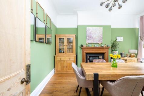 BrecknockRoad8.jpg