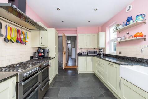 BrecknockRoad12.jpg