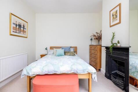 BrecknockRoad19.jpg