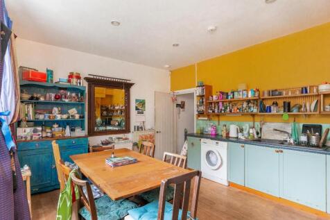 7R3RMR - KitchenDiner A.jpg