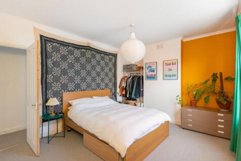1H9SBH - Bedroom C.jpg