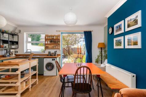 1H9SBH - KitchenDiner E.jpg