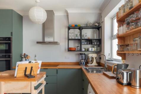 1H9SBH - KitchenDiner A.jpg