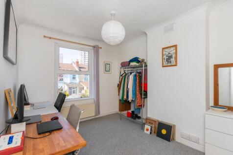 1H9SBH - Bedroom G.jpg