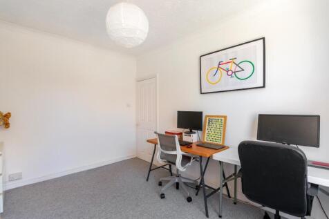 1H9SBH - Bedroom F.jpg