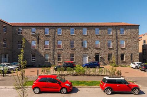 7C4HFS - External A.jpg