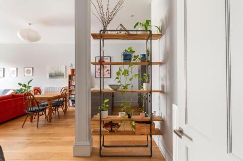 1C1HBR - Reception H.jpg