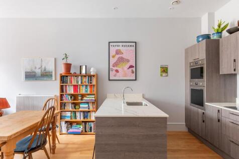 1C1HBR - Reception F.jpg