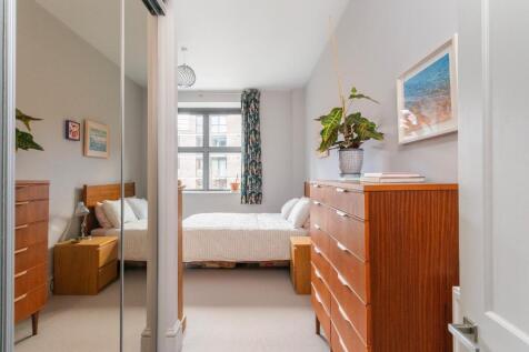1C1HBR - Bedroom J.jpg