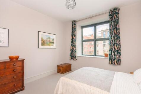 1C1HBR - Bedroom I.jpg