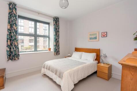 1C1HBR - Bedroom H.jpg