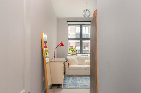 1C1HBR - Bedroom C.jpg