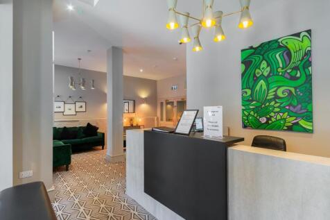 1C1HBR - Communal Entrance A.jpg
