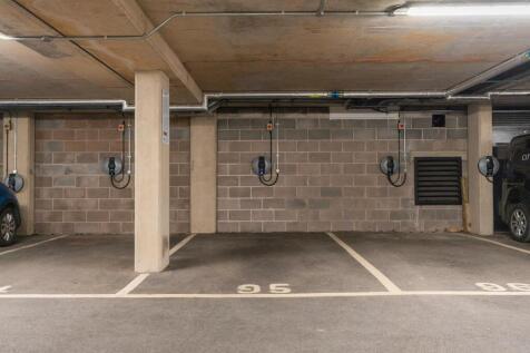 1C1HBR - Parking B.jpg