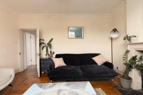 332 Stapleton Road-25.jpg