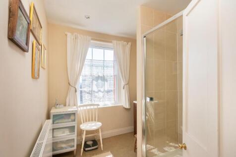 1S2PKN - Bathroom C.jpg
