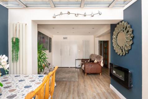 4R8DHE - Kitchen Diner C.jpg