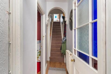 0H6RBR - Hallway A.jpg