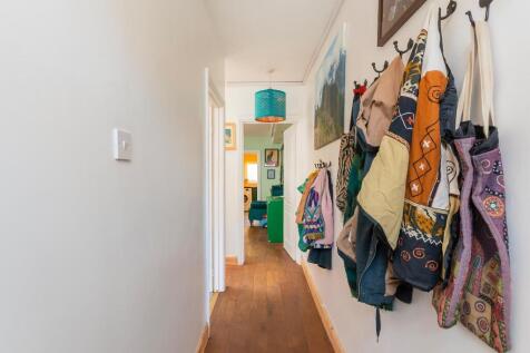 0B5SEE - Hallway A.jpg