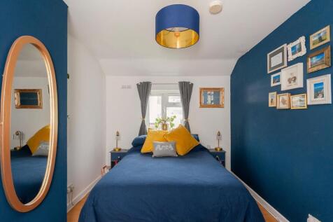 1B0R4BR - Bedroom H.jpg