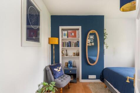 1B0R4BR - Bedroom J.jpg