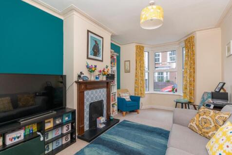 1C4SRD - Living Room D.jpg