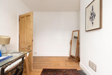 43 Barratt Street, BS5-25.jpg