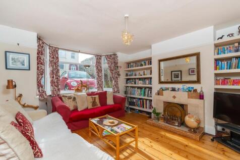 DAORDLEIFGNIW62 - Living Room D.jpg