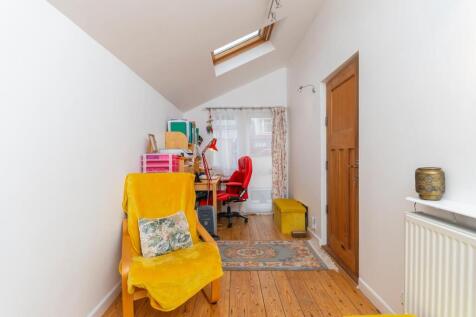 DAORDLEIFGNIW62 - Sitting Room:Office C.jpg