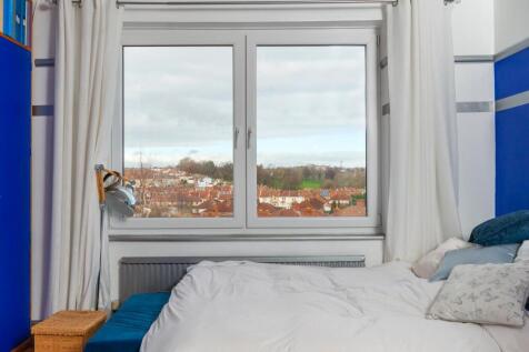 DAORDLEIFGNIW62 - Bedroom B.jpg