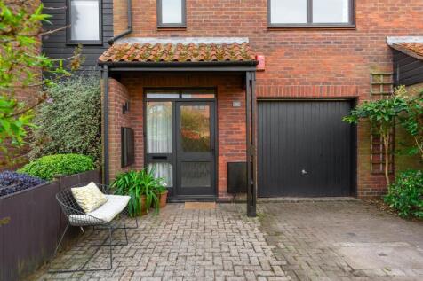 3R2MHS - External A.jpg