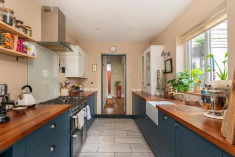 4B3REN - Kitchen B.jpg