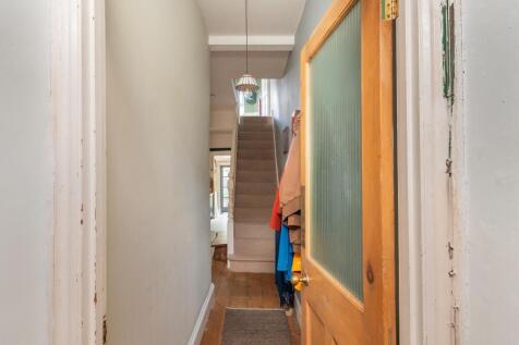 4B3REN - Hallway A.jpg