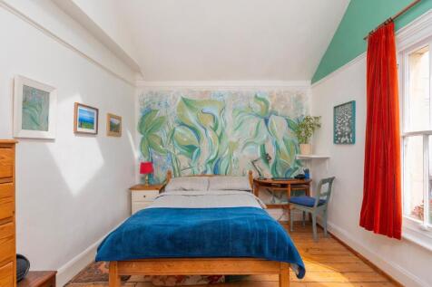 4R5RMR - Bedroom B.jpg