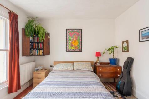 4R5RMR - Bedroom E.jpg