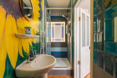 4R5RMR - Ensuite B.jpg