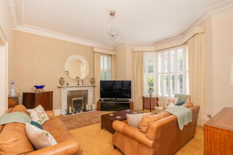 2C1RCN - Living Room B.jpg