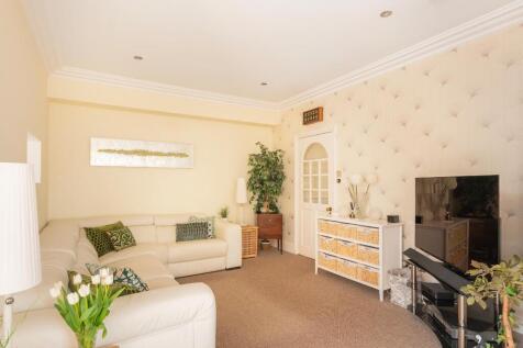 2C1RCN - Sitting Room B.jpg