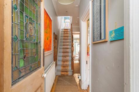 2S0RKE - Hallway A.jpg