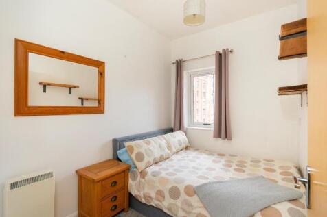 0G6CRE - Bedroom H.jpg