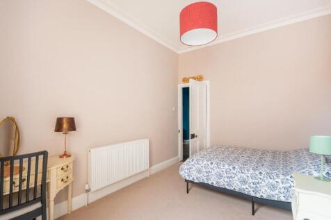 F5F9FRRRD - Bedroom D.jpg