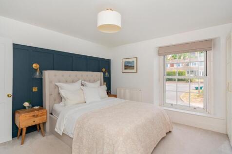 1B0R8WE - Bedroom E.jpg