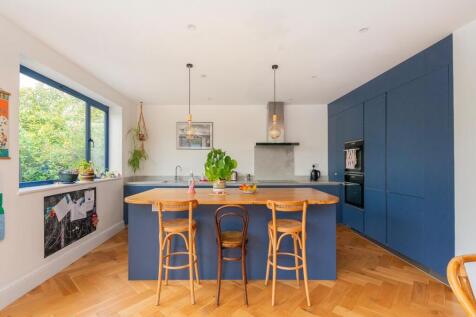 8C6REN - Kitchen Diner I.jpg