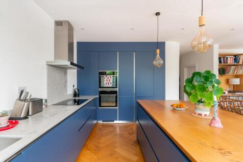 8C6REN - Kitchen Diner H.jpg