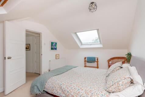8C6REN - Bedroom I.jpg
