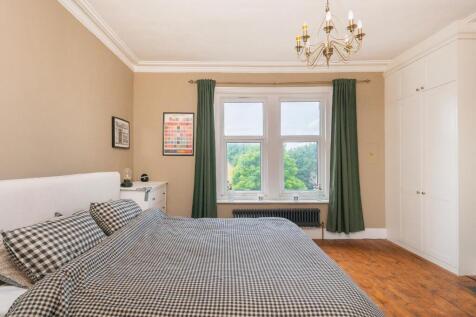 2B5PTN - Bedroom H.jpg