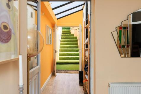 52 Newbridge Road-30.jpg