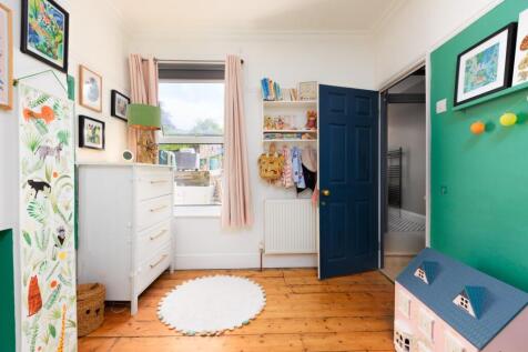 52 Newbridge Road-9.jpg