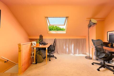 52 Newbridge Road-1.jpg