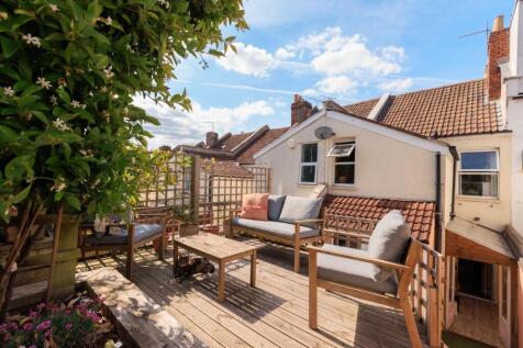 52 Newbridge Road-35.jpg